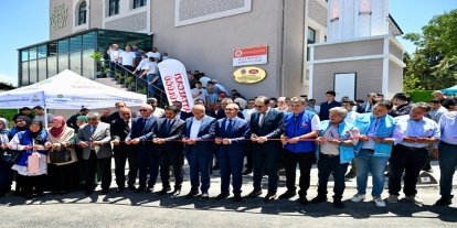 Malatya'da Hacı Mehmet Turgut Camii ibadete açıldı