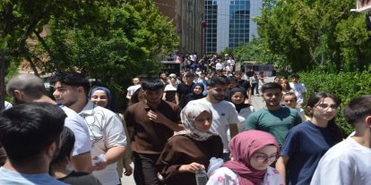 YKS’nin ilk oturumu tamamlandı: Öğrenciler sınavı değerlendirdi