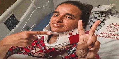 Tekerlekli sandalyeyle geri döndü: Gazze'ye yardım götüren Fransız hemşire yaşadıklarını anlattı