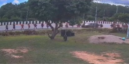Tayland'da 9 budist keşişi ezen sürücünün 11 yaşında olduğu bildirildi