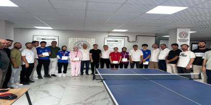 Habizbinililer Derneği Batmanlıları Sporun Birleştirici Gücüyle Masa Tenisinde Buluşturdu