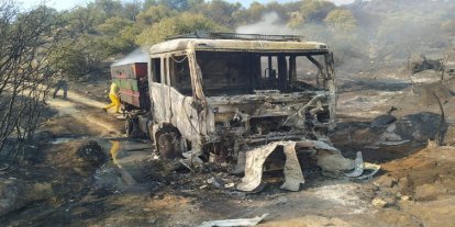 Aydın'da yangına müdahale eden arazöz alevlerin arasında kaldı