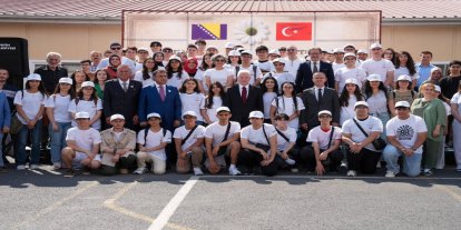 Srebrenitsa anma programı için 200 öğrenci Bosna Hersek'e uğurlandı
