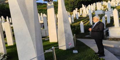HÜDA PAR Genel Başkanı Yapıcıoğlu, Srebrenitsa Soykırımı'nın anma törenlerine katıldı