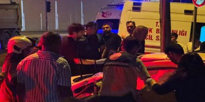 İstanbul’da hafriyat kamyonu ile otomobil çarpıştı: 4 yaralı