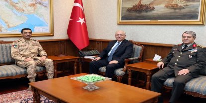 Bakan Güler, Kuveyt Genelkurmay Başkanı Saad Al-Shuraian'ı kabul etti