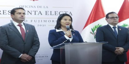 Peru'da siyasi belirsizlik sona erdi: Fujimori mazbatasını aldı