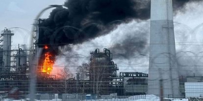 Rusya'da İHA saldırıları: 7 kişi hayatını kaybetti, tesislerde yangın çıktı