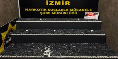 İzmir'de 29 kilo 200 gram sentetik ecza hammaddesi ele geçirildi