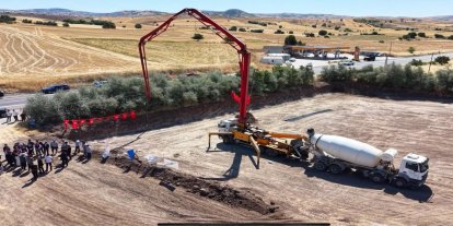Tunceli'de 6 milyon lira hibeyle ilk modern cam sera kuruluyor