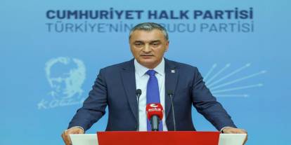CHP'de 4 il başkanı görevden alındı