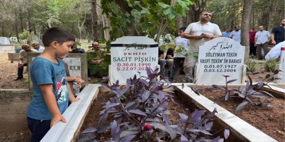 Şehid Sacit Pişgin, şehadetinin 3'üncü yılında kabri başında anıldı
