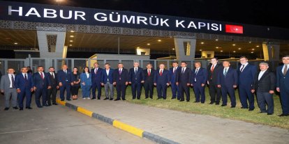 Ticaret Bakanı Bolat, Habur Sınır Kapısı'nda incelemelerde bulundu