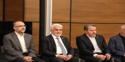 HÜDA PAR Genel Başkanı Yapıcıoğlu'ndan Memur-Sen Genel Başkanı Yalçın'a taziye ziyareti