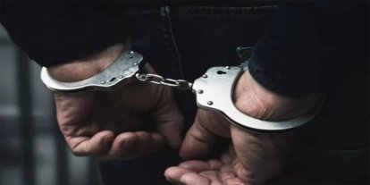 İzmir'de suç örgütü propagandası iddiasıyla gözaltına alınan 3 şüpheli tutuklandı