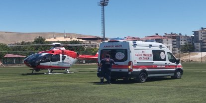 Kalp krizi şüphesi bulunan yaşlı hasta ambulans helikopterle Malatya'ya sevk edildi