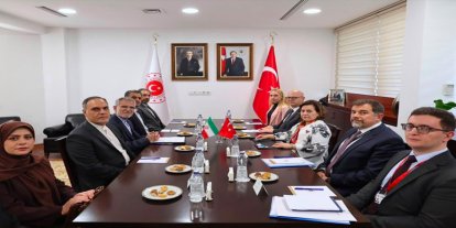 Dışişleri Bakan Yardımcısı Ekinci, İranlı mevkidaşı Taghanaki ile görüştü