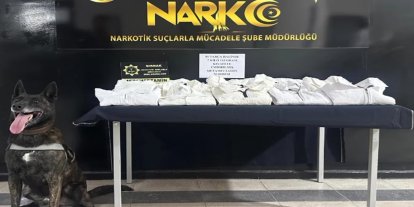 Şırnak'ta kıyafetlere emdirilmiş 7 kilo metamfetamin ele geçirildi