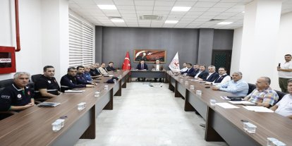 Yangın bölgelerindeki çalışmalar koordinasyon toplantısında değerlendirildi