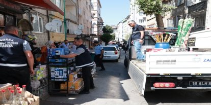 Bursa'da kaldırımları işgal eden işletmelere ceza