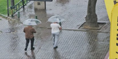 Meteoroloji'den kuvvetli yağış ve rüzgâr uyarısı
