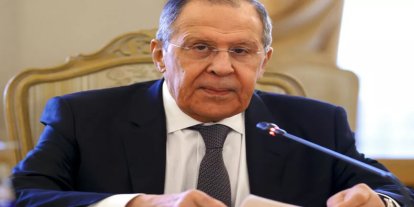 Lavrov'dan Türkiye'nin Karadeniz teklifine yanıt: Saldırıları biz başlatmadık