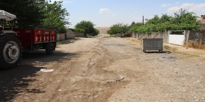 Çeltikli Mahallesinde yıllardır değişmeyen sorun: Yol ve temizlik