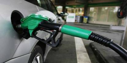 Benzine 2 lira 72 kuruş zam geldi