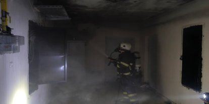 Elektrik panosunda çıkan yangın paniğe neden oldu
