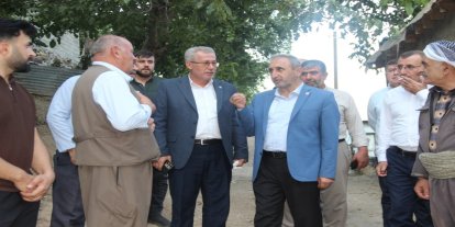 HÜDA PAR Milletvekili Demir, Şırnak'ta vatandaşların sorunlarını dinledi