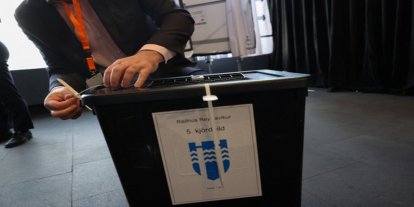 İzlanda'da AB'ye katılım referandumunda sandıktan "hayır" çıktı