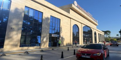 Buca Seyfi Demirsoy Hastanesi otoparkında düzensiz park tepkisi