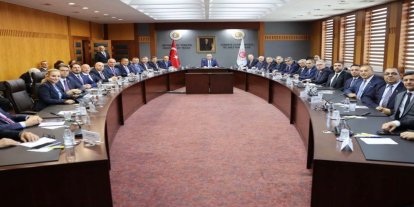 Bakan Bolat, TİM'in yeni yönetim kurulu heyetiyle bir araya geldi
