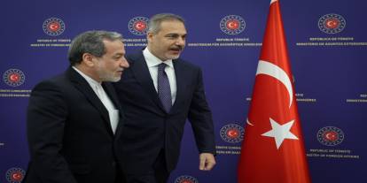 Dışişleri Bakanı Fidan, İranlı mevkidaşı Arakçi ile görüştü