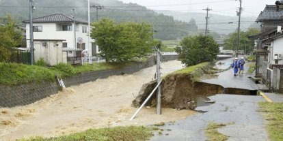 Japonya'da şiddetli yağışlar: Niijima Adası için heyelan uyarısı