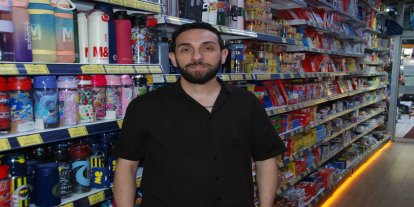 İzmir’de kırtasiyelerde okul alışverişi hareketliliği başladı