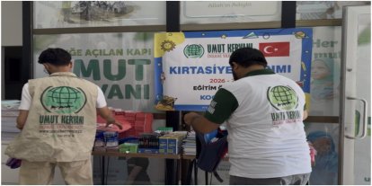 Umut Kervanından Kocaeli’de öğrencilere kırtasiye yardımı