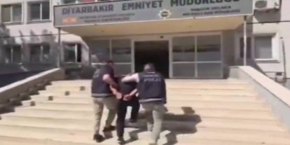 Diyarbakır'da durdurulan araçta 14 kilo 420 gram esrar ele geçirildi