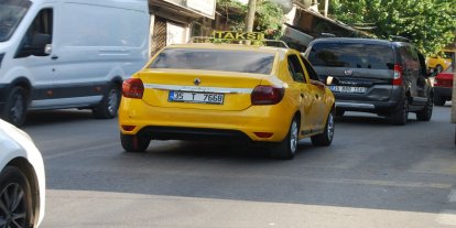İzmir’de akaryakıt zammı taksi ücretlerine zam beklentisini gündeme getirdi