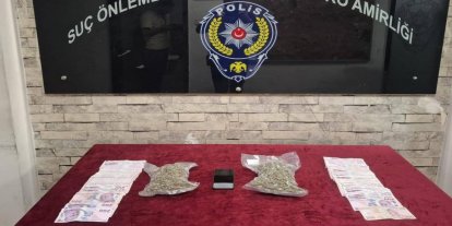 Gaziantep'te 1 kilogram skunk ele geçirildi: 3 gözaltı
