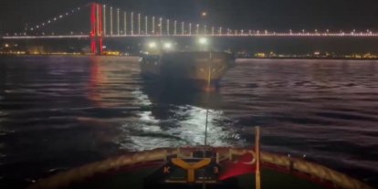 İstanbul Boğazı'nda makine arızası yapan kuru yük gemisi kurtarıldı