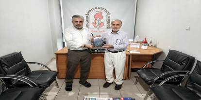 Abdulhakim İçer’in Şiir Kitabı Raflarda Yerini Aldı