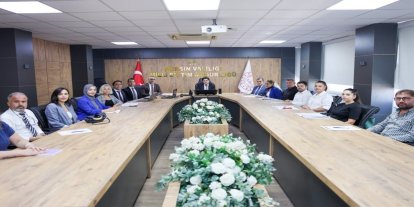 Mersin'de öğretmenlerin mesleki gelişimi değerlendirildi