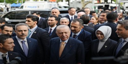 Cumhurbaşkanı Erdoğan, KİK toplantısının ardından gazetecilerin sorularını yanıtladı