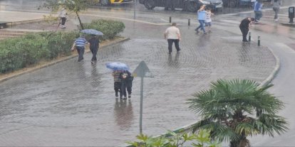 Meteoroloji'den 14 il için sarı kodlu sağanak uyarısı