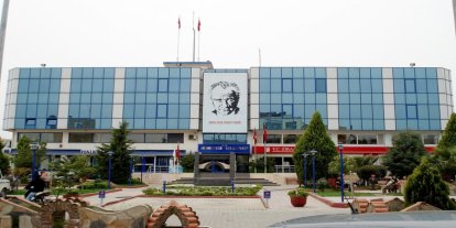 Menderes Belediyesi soruşturmasında yeni operasyon: 9 gözaltı