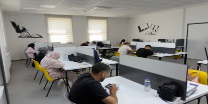 Malatya'da sınava hazırlanan öğrencilere kütüphane desteği