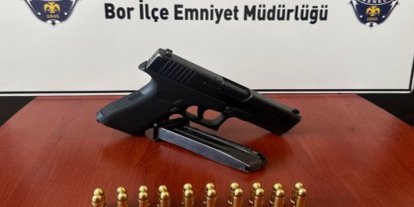 Niğde'de asayiş uygulamalarında 2 tabanca ve 3 motosiklet ele geçirildi