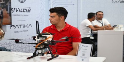 Yeşilyurt Belediyesi'nden gençlere TEKNOFEST gezisi