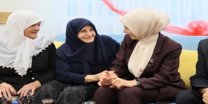 Bakan Göktaş: Çınarlarımızı arayalım, ziyaret edelim, sohbet edelim